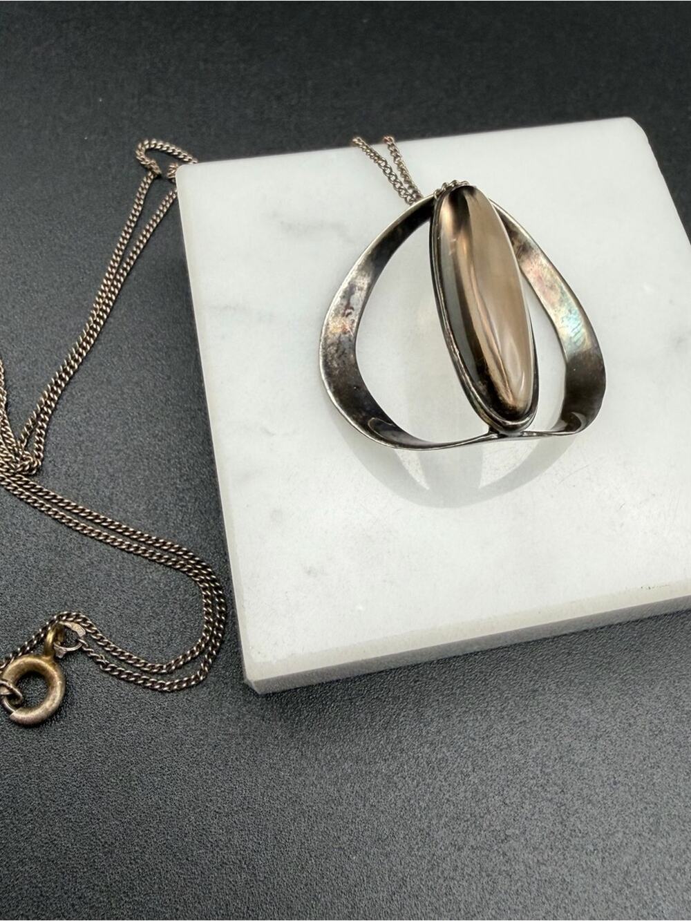 Vintage British Pendant Necklace #S72 London Assay marks 925 Sterling Silver